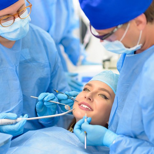 جراحی های دندان و دهان فک و صورت tooth extraction جراحی دندان عقل 
